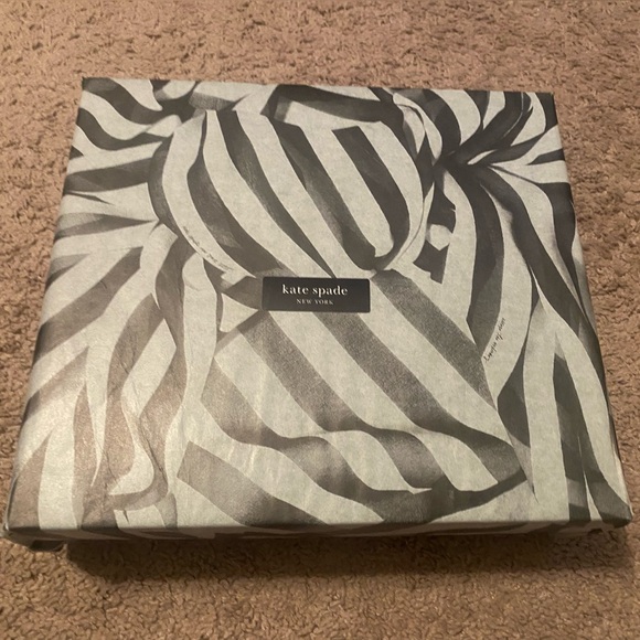 Pre loved Kate Spade Bailee Winter Booties - Picture 3 of 4